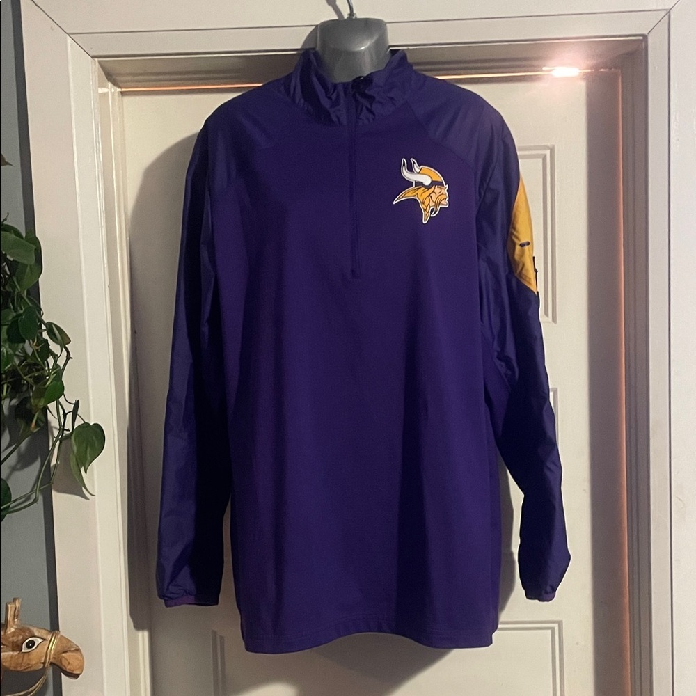 Purple Quarter-Zip Pullover Minnesota Vikings coat/ sweater comes with free hat